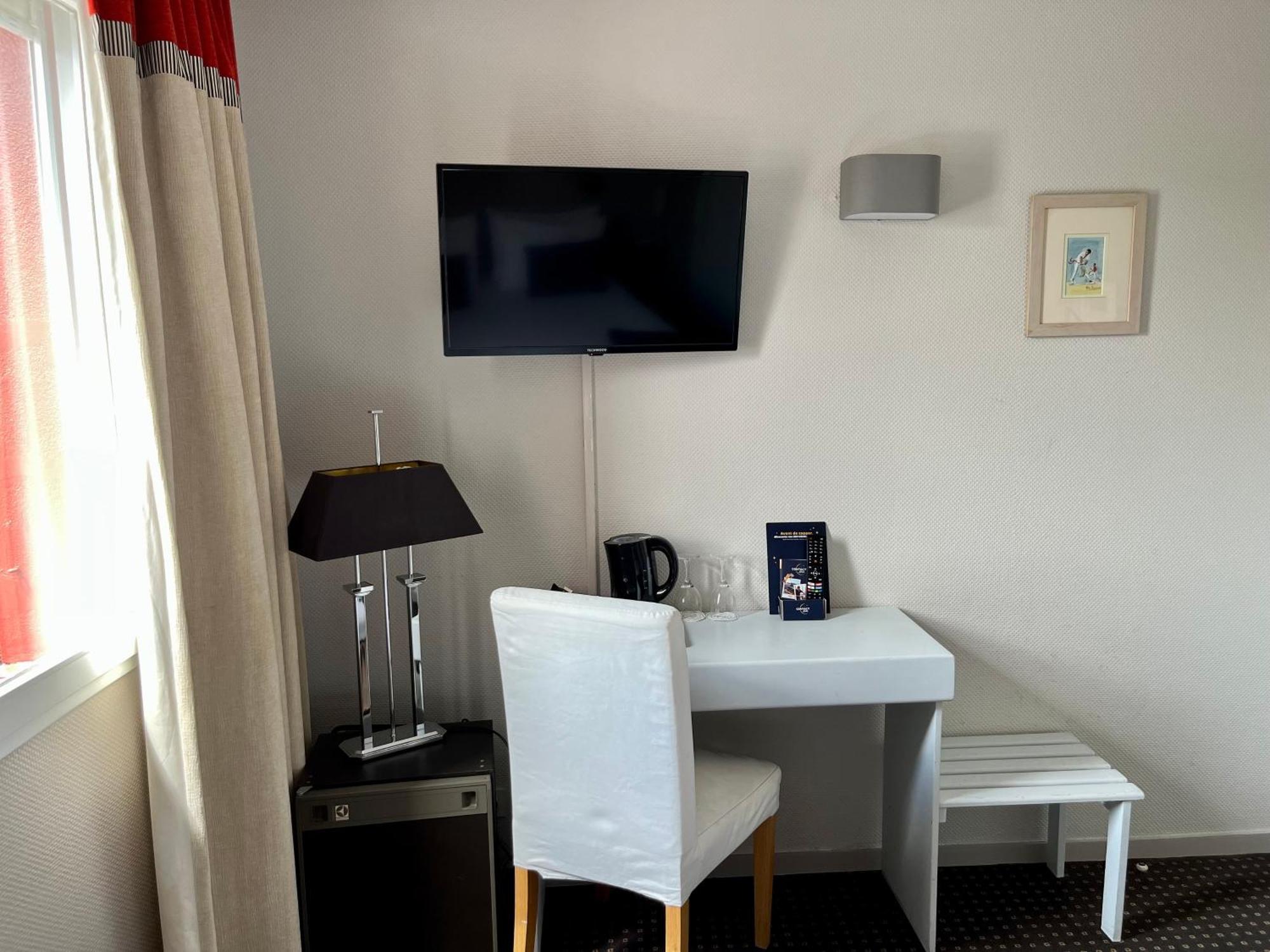 Hotel Ursula Cambo-les-Bains Zewnętrze zdjęcie